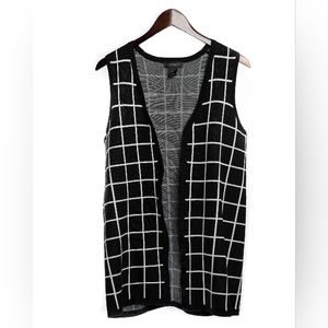 COPY - Investments Petites Black and White Modern Vest Size LP